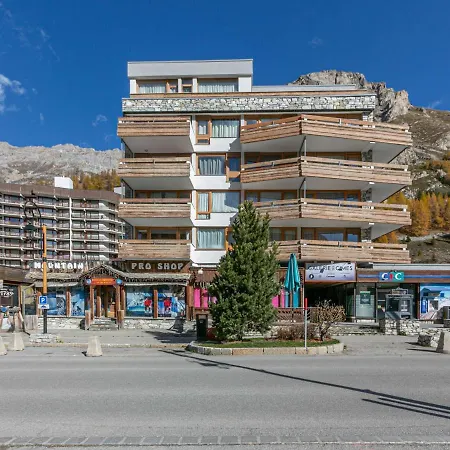 Cosy Au Centre De Val-d'isere, Proche Des Pistes - Fr-1-694-276 Apartment *