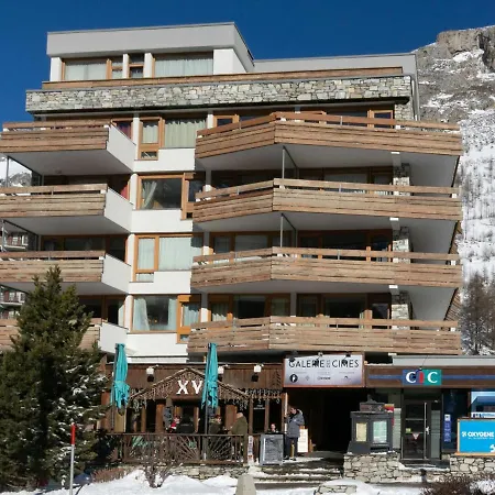 Cosy Au Centre De Val-d'isere, Proche Des Pistes - Fr-1-694-276 Apartment